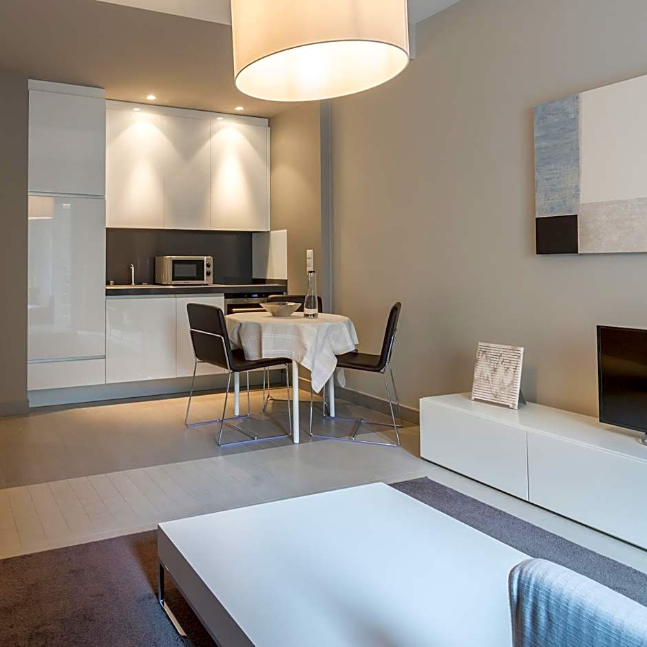 Four Stars Aparthotel