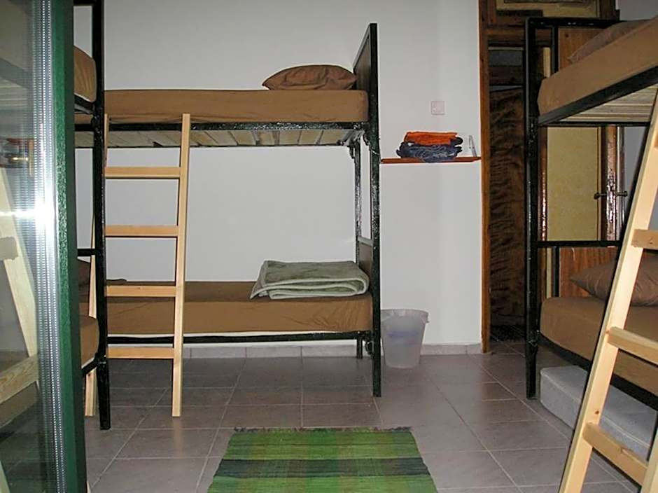 Foto 1 dari 5 — Bed in 6-Bed Mixed Dormitory Room