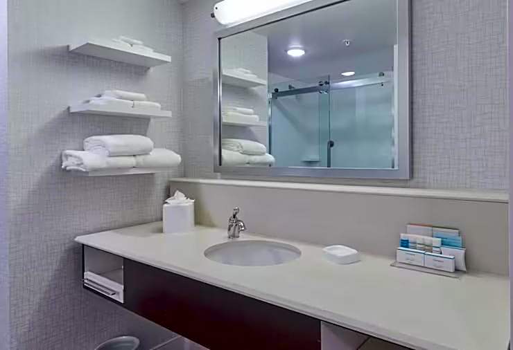 Hampton Inn By Hilton & Suites Hood River