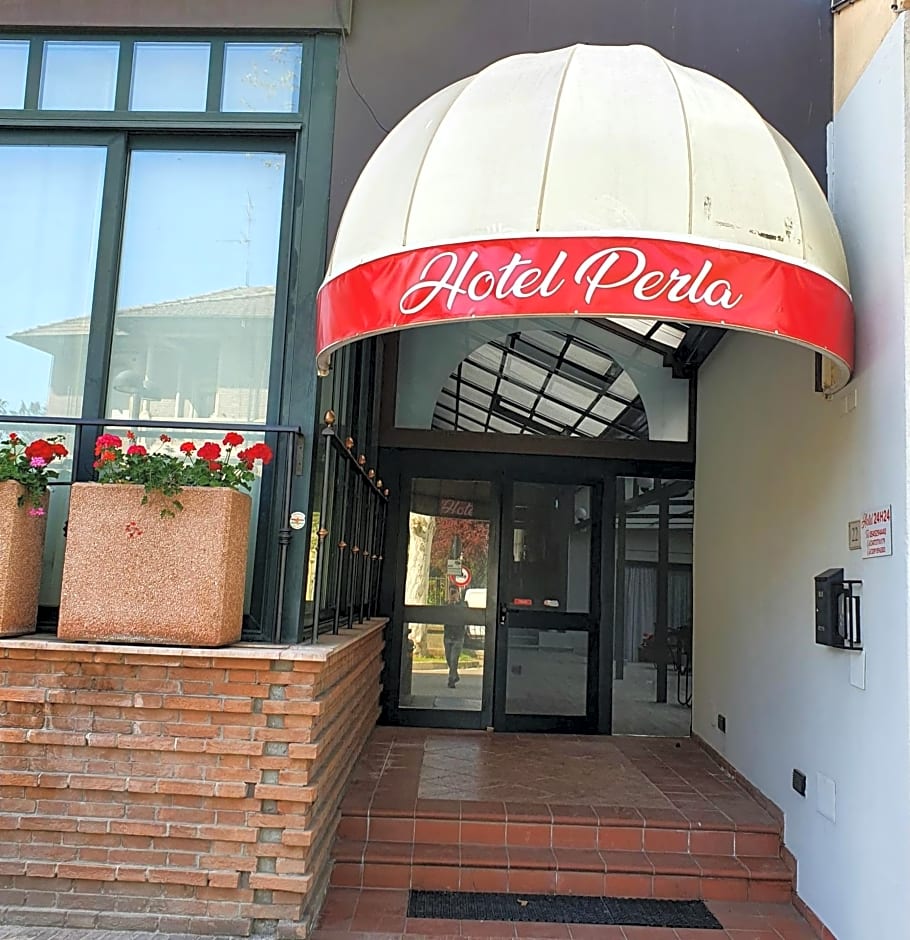 HOTEL PERLA