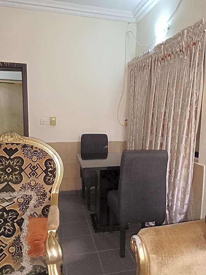 Dreamland Suites