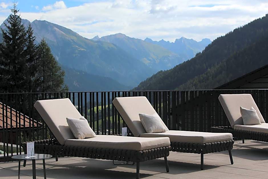 ARPURIA l 4 Star Superior l Adults Only