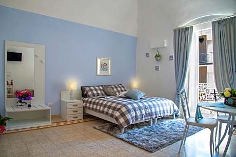 Junior Suite with Balcony