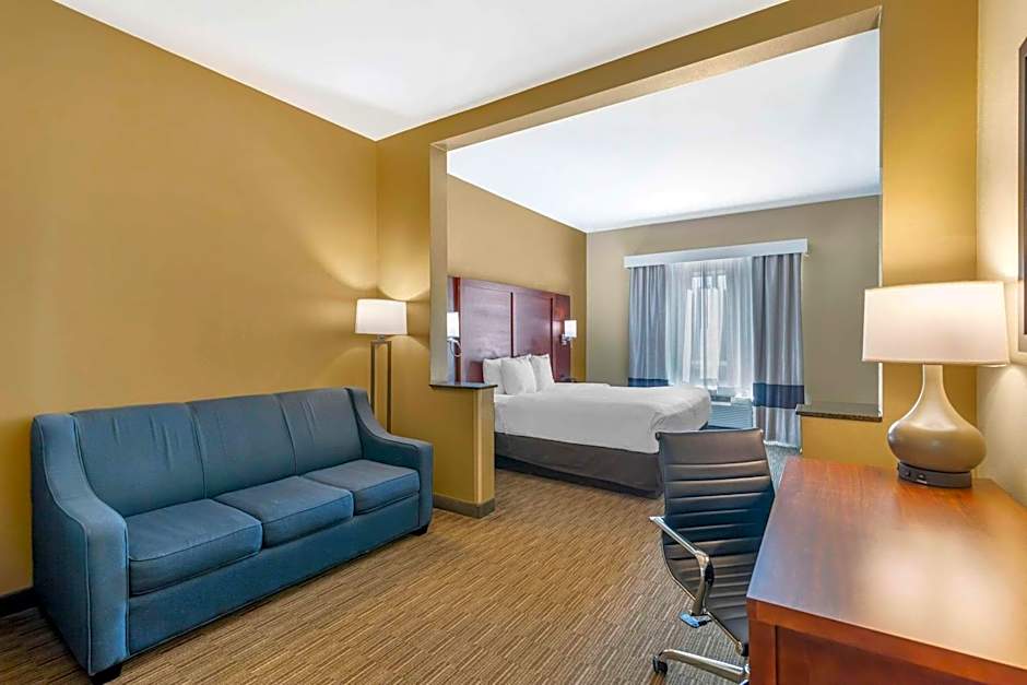 Comfort Inn & Suites