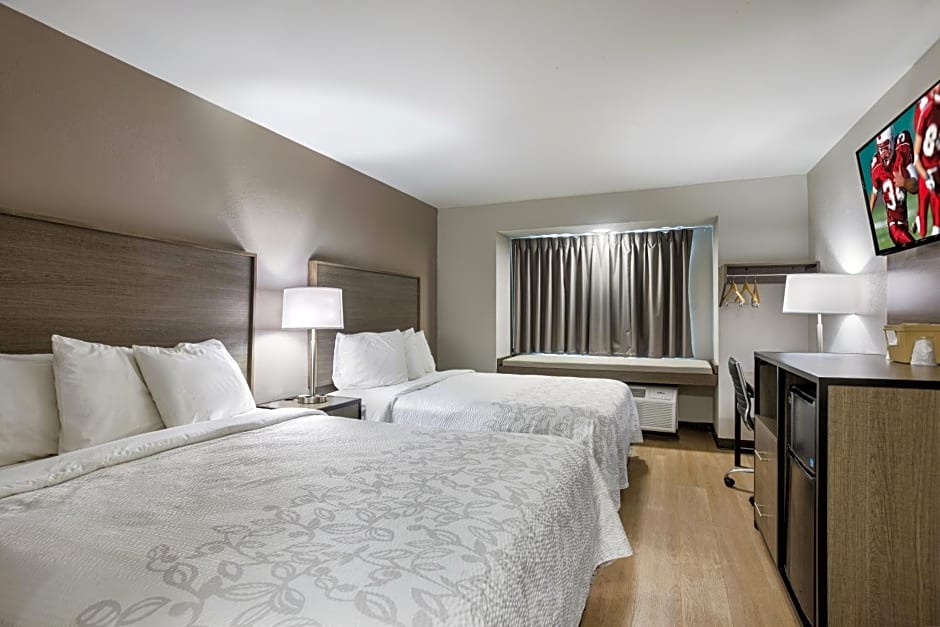 Red Roof Inn PLUS+ & Suites Savannah – I-95