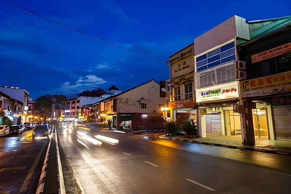 RAINFOREST Budget Stay