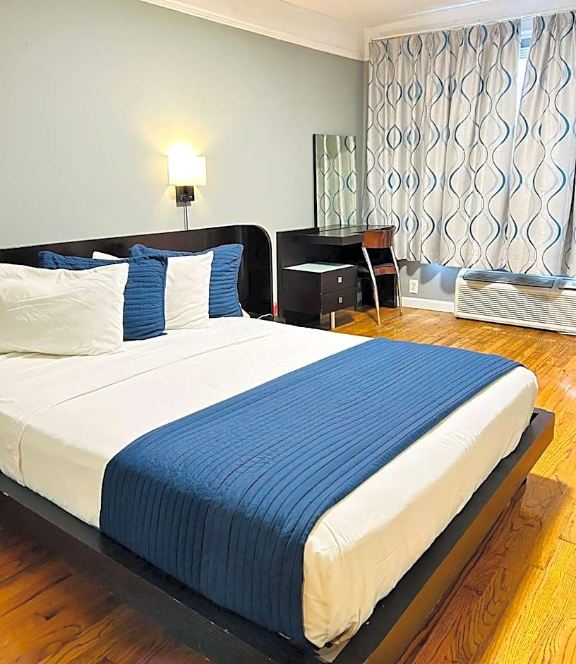 Ponce De Leon Hotel