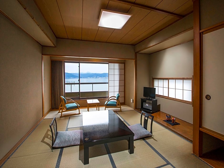 Photo 1 of 4 of Japanese Non-Smoking