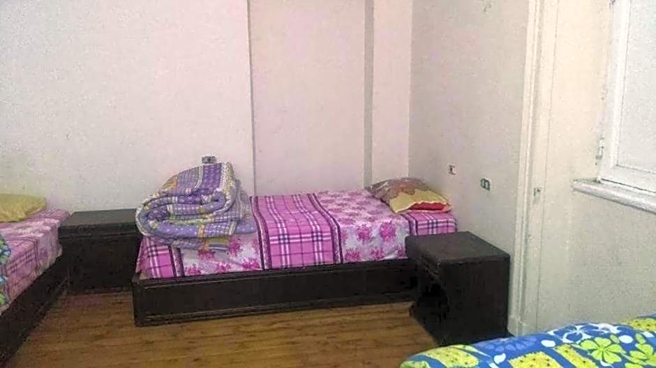 Grand Safari Hostel