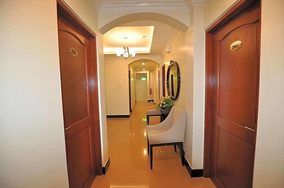 West Loch Park Hotel Vigan