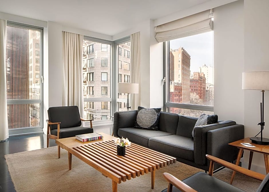 SMYTH Tribeca