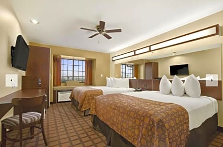 Queen Room with Two Queen Beds and Roll-In Shower - Mobility/Hearing Accessible - Non-Smoking