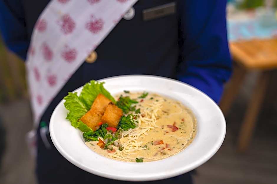 Sukoon Houseboat Dal Lake