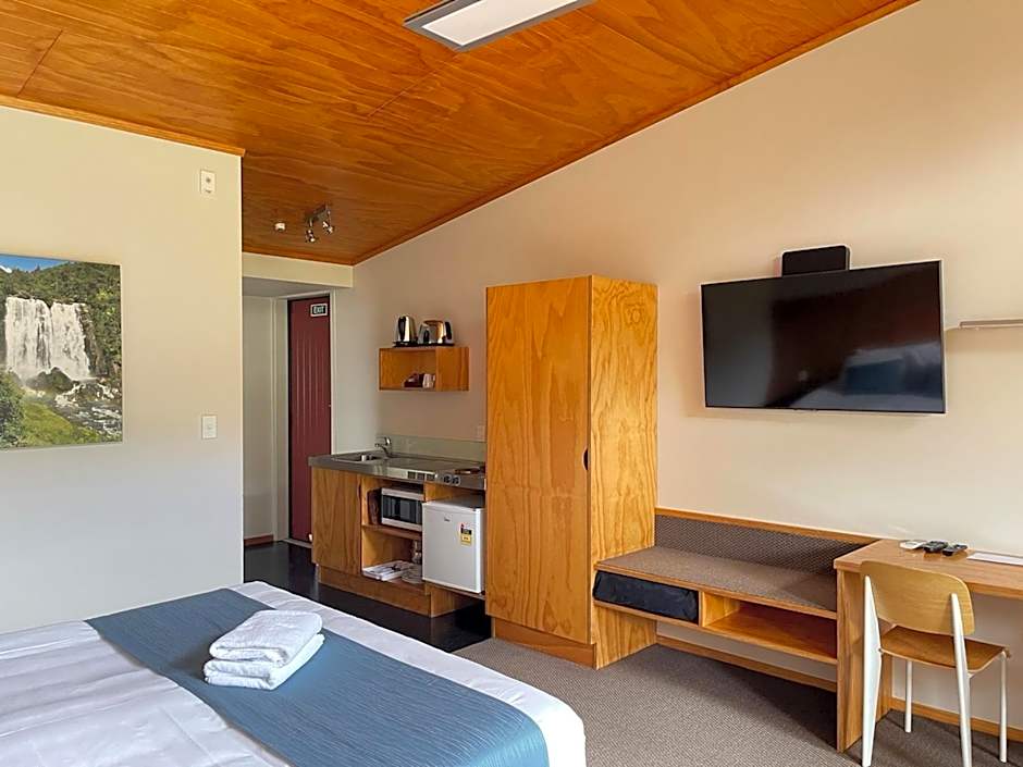 Waitomo Lodge