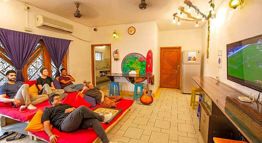 goSTOPS Lite Varanasi