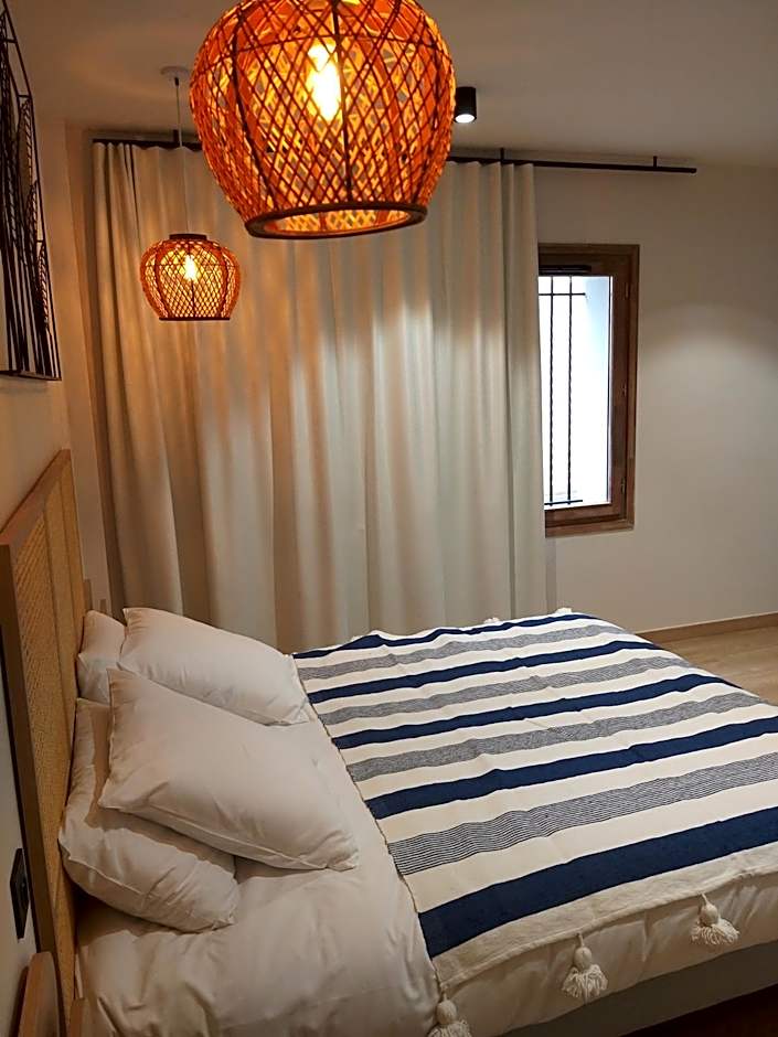 Intense Boutik-Hôtel