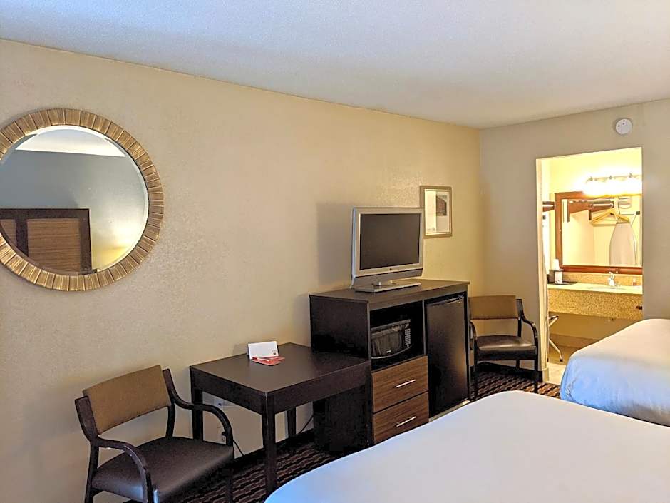 Econo Lodge Forest City