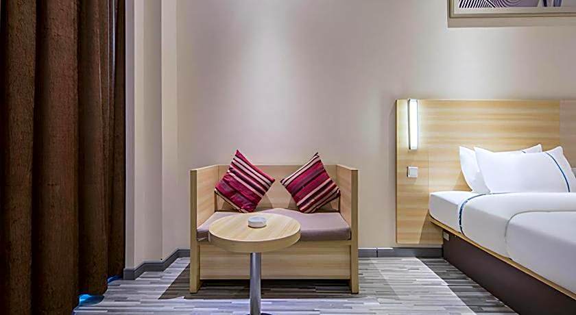 City Comfort Inn Zhuhai Fisher Girl Qinglv Road Seaside Swimming Field