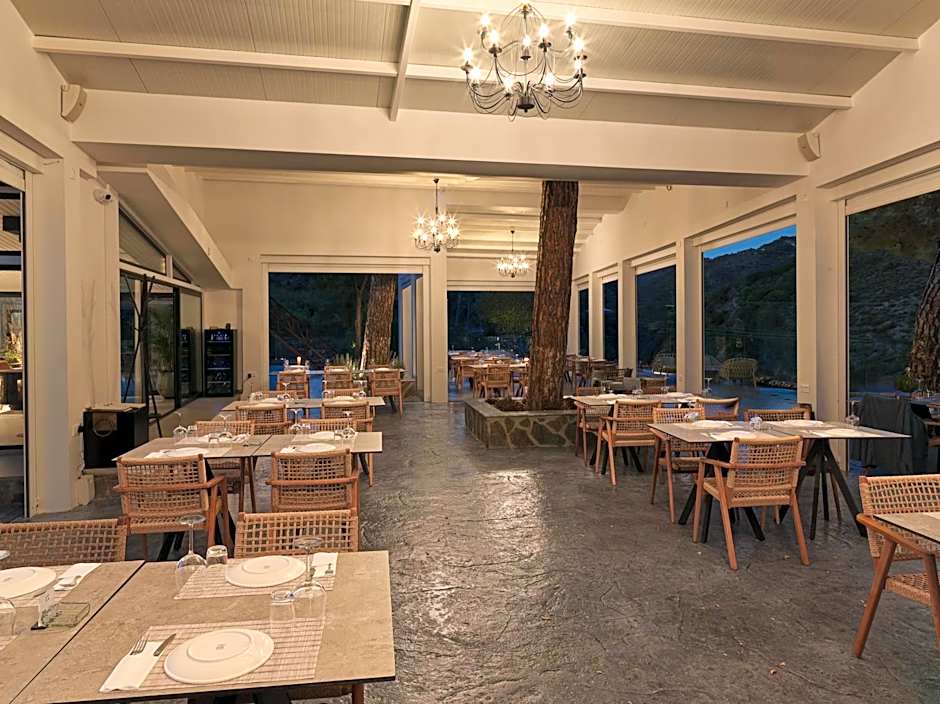 Pine View Boutique Hotel Adults Only