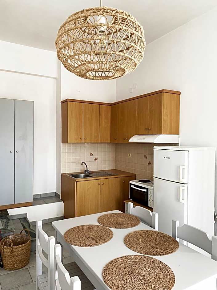 Agnadi Syros Beachfront Studios & Rooms