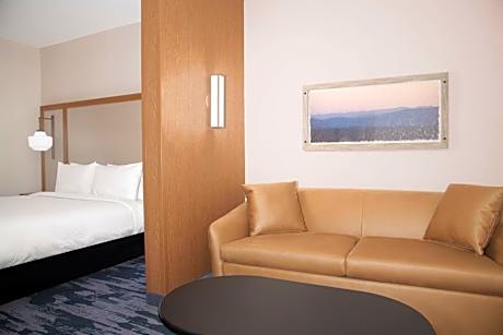 Extended King Suite with Sofa Bed