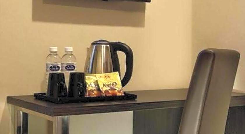 Gl Hotel