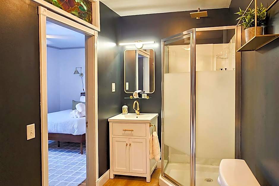Launchpoint Lodge