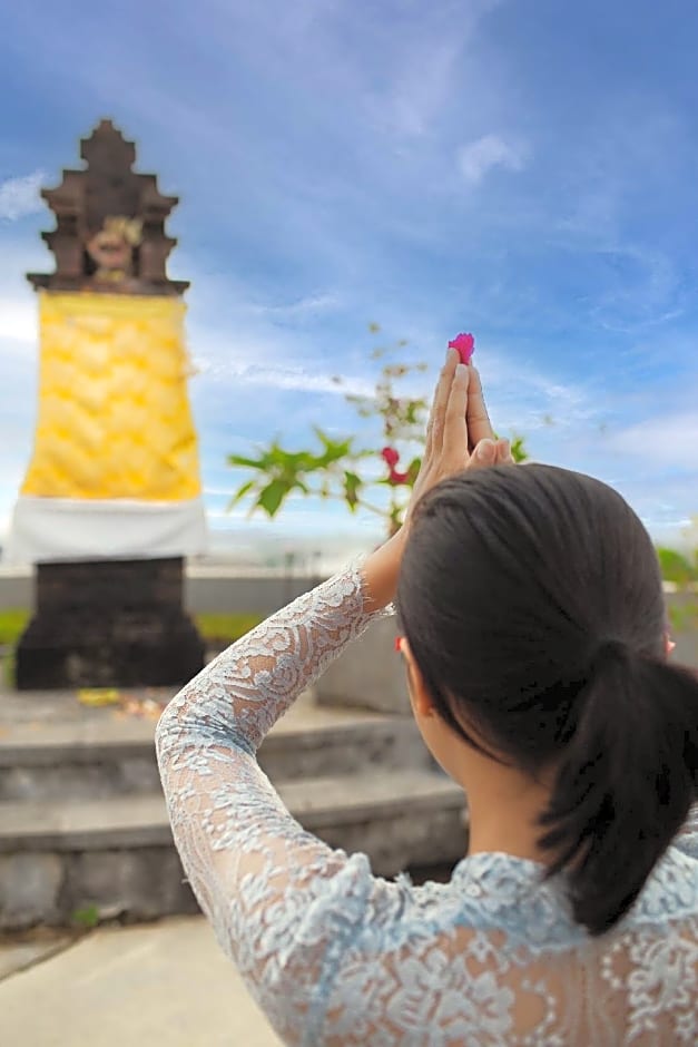 FRii Bali Echo Beach Hotel