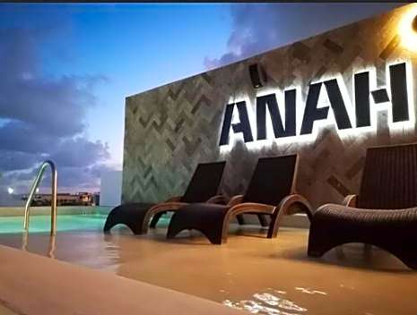 Anah La Quinta