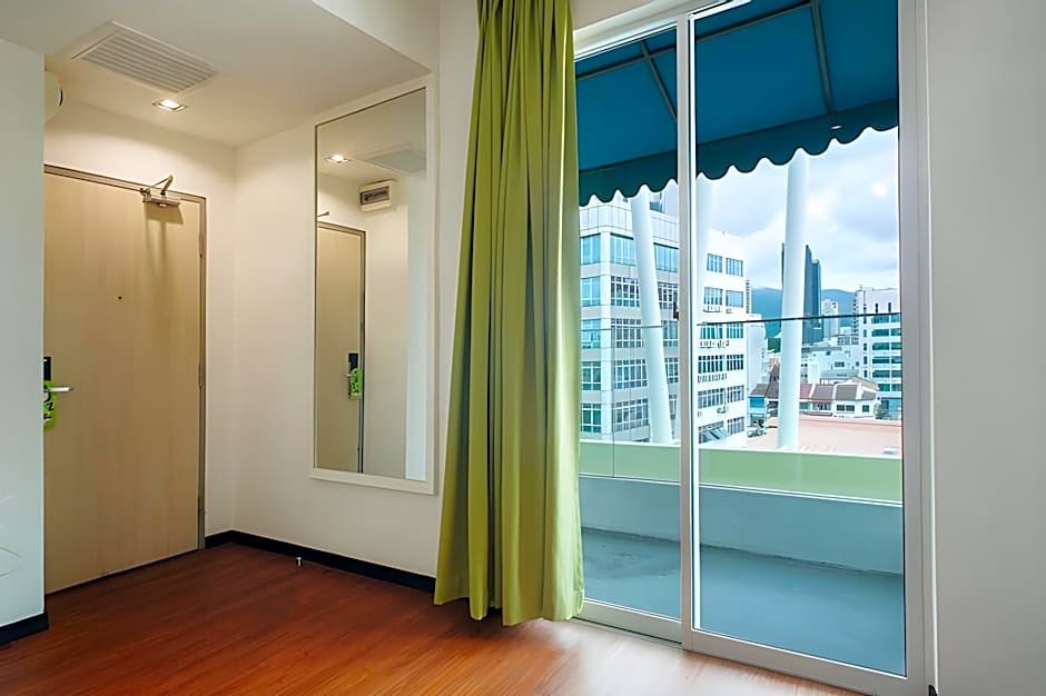 YAN Hotel