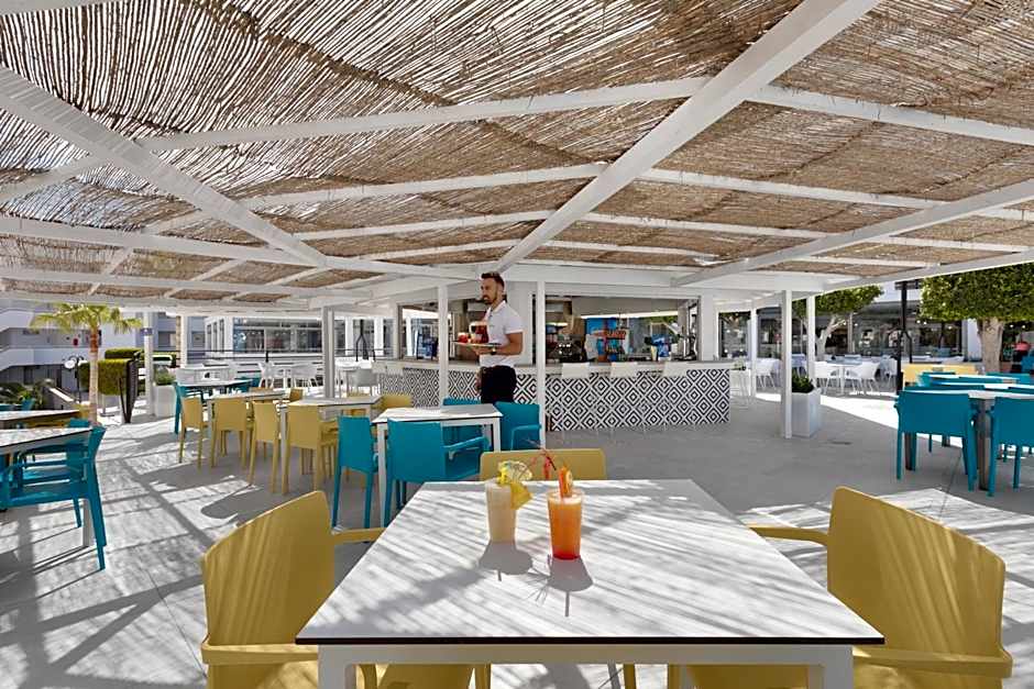 Palmanova Suites by TRH