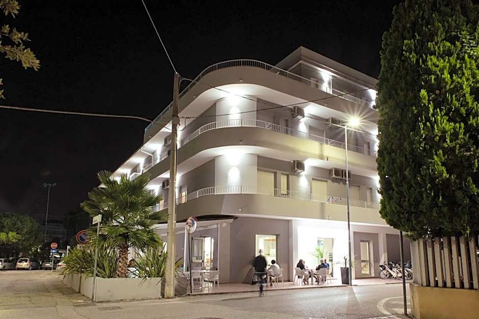 Adria Beach Hotel