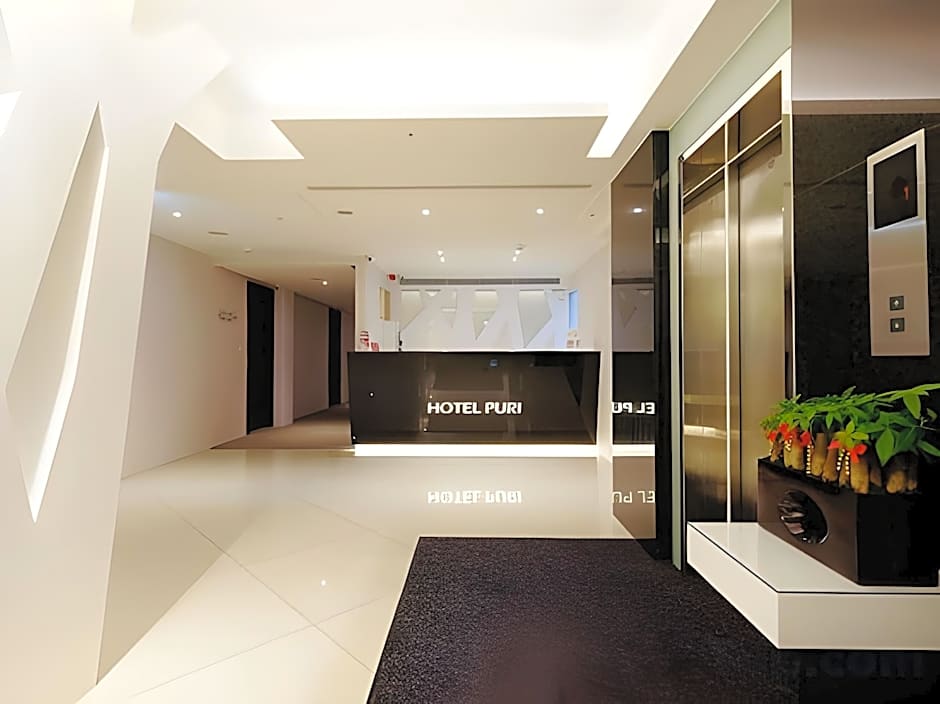 Hotel Puri Taipei Station Branch