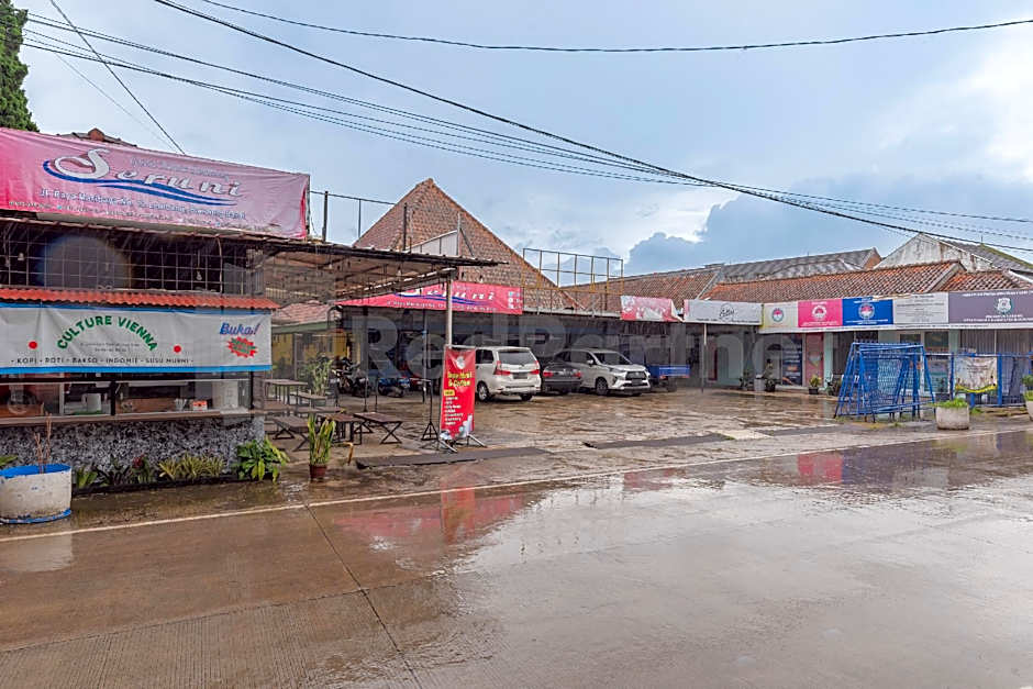 Seruni Guest House Near Alun Alun Lembang Mitra RedDoorz