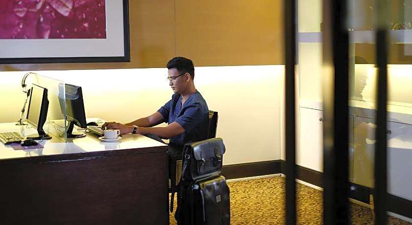 Quest Hotel & Conference Center - Cebu