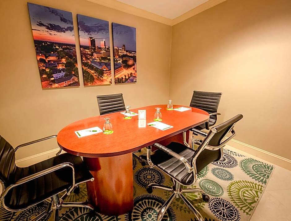 Holiday Inn Raleigh Downtown Capital – Raleigh, NC