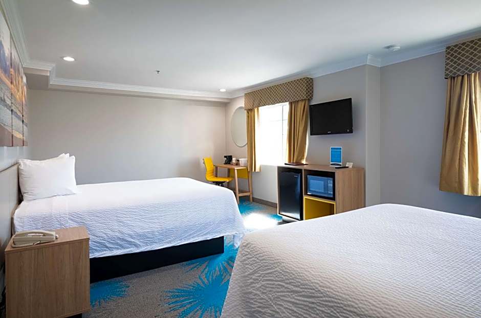 Days Inn by Wyndham Santa Monica