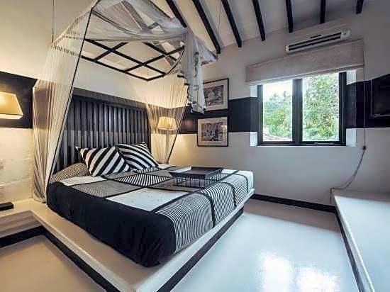 The Villa Bentota By KK Collection