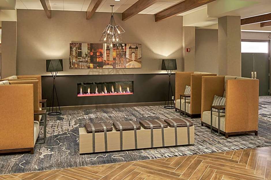 Hilton Cincinnati Airport