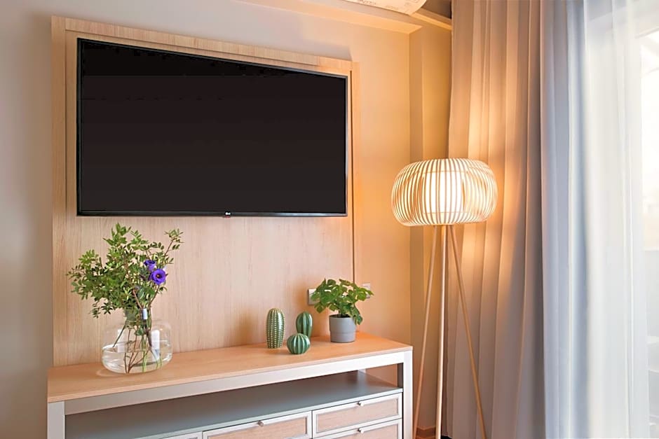 Central Hotel, Trademark Collection by Wyndham