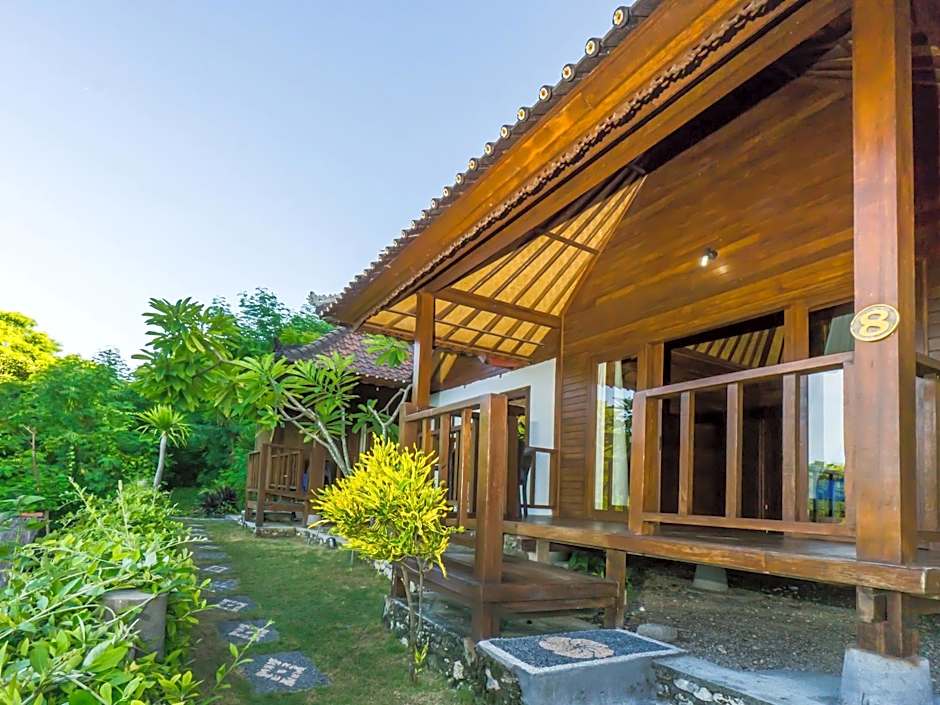 Song Lambung Beach Huts