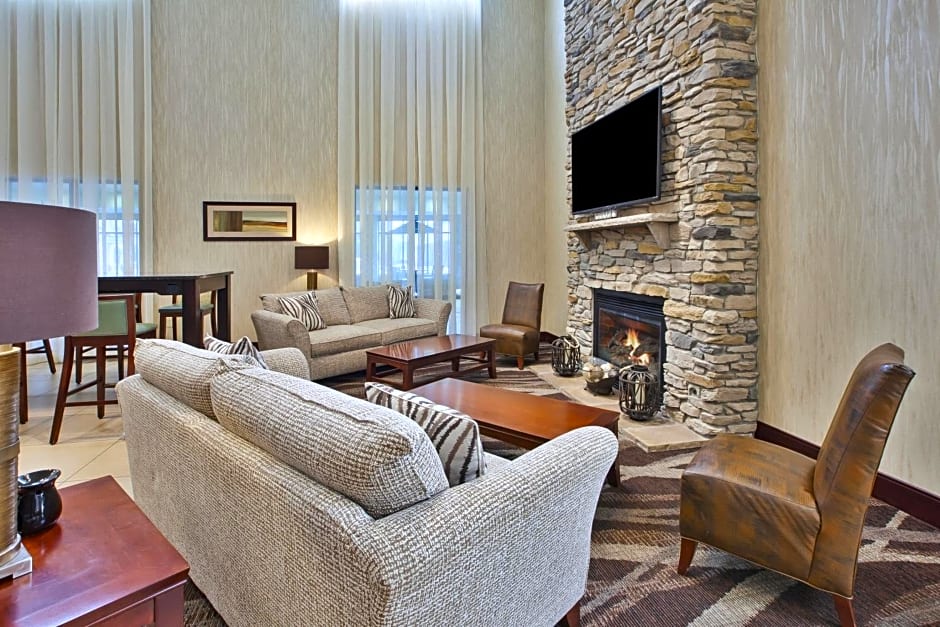 Holiday Inn Express & Suites Geneva Finger Lakes, an IHG Hotel