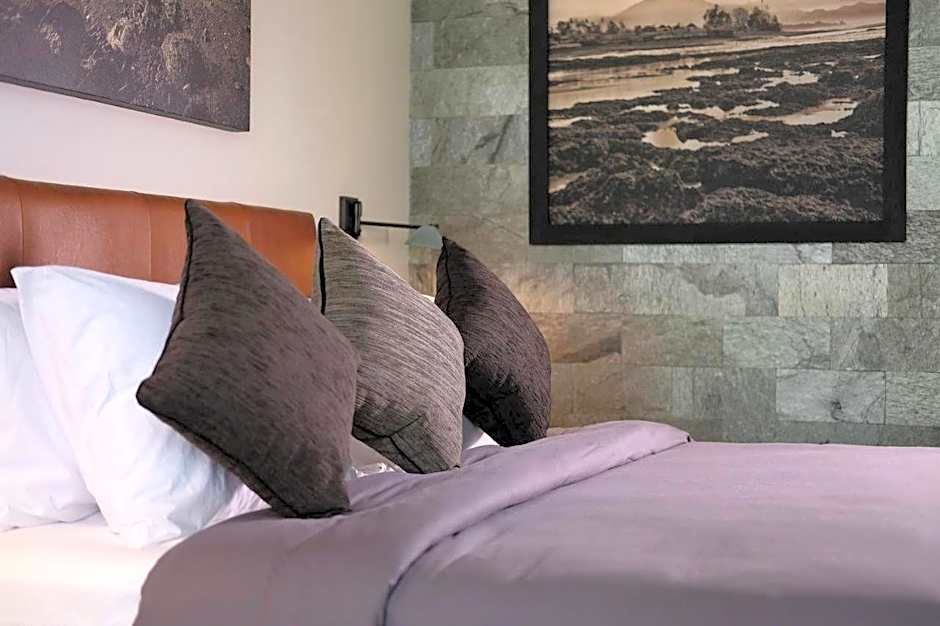 Akana Boutique Hotel