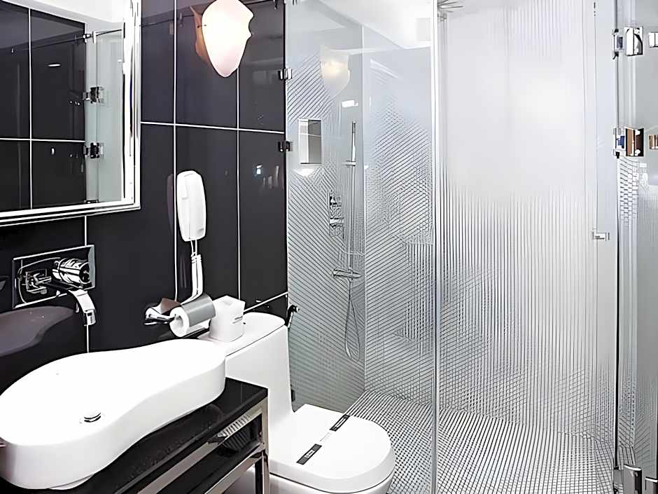Royal Group Hotel Chun Shan Branch