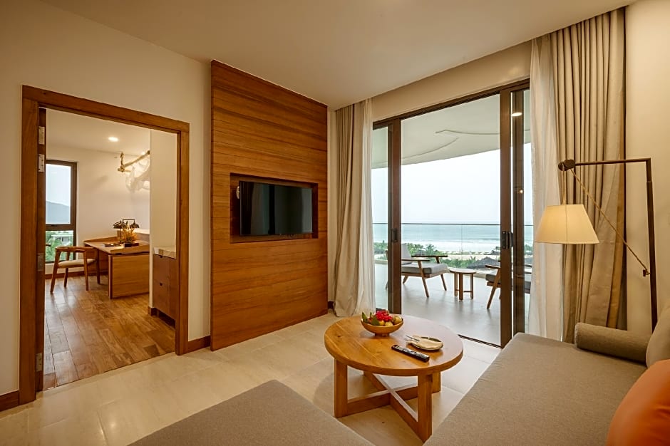 Photo 1 of 15 of 2 Bedroom Suite, Sea View