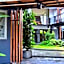 Z2 Boutique Hotel