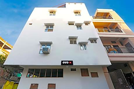 Hotel O Kalpna Inn