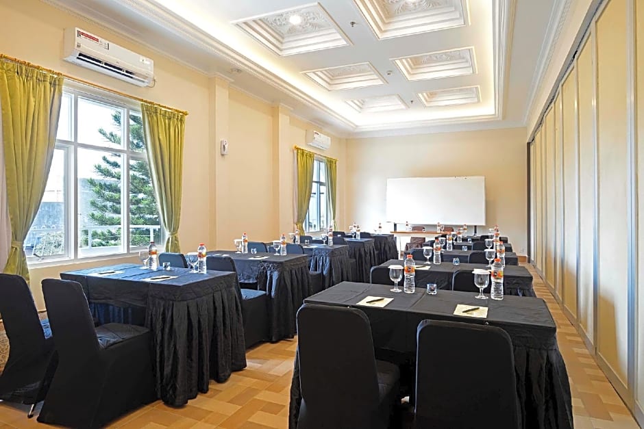 Sahira Butik Hotel Pakuan (Syariah Hotel)