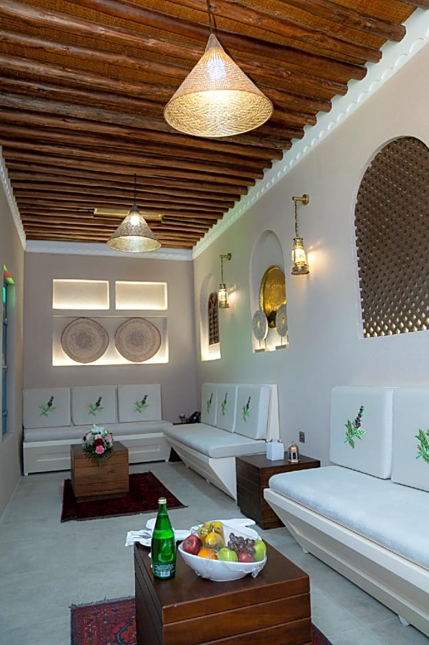 Nozol Al Rayaheen By Sharjah Collection