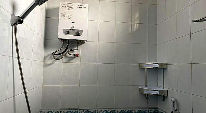 RedDoorz Syariah @ Karang Pilang